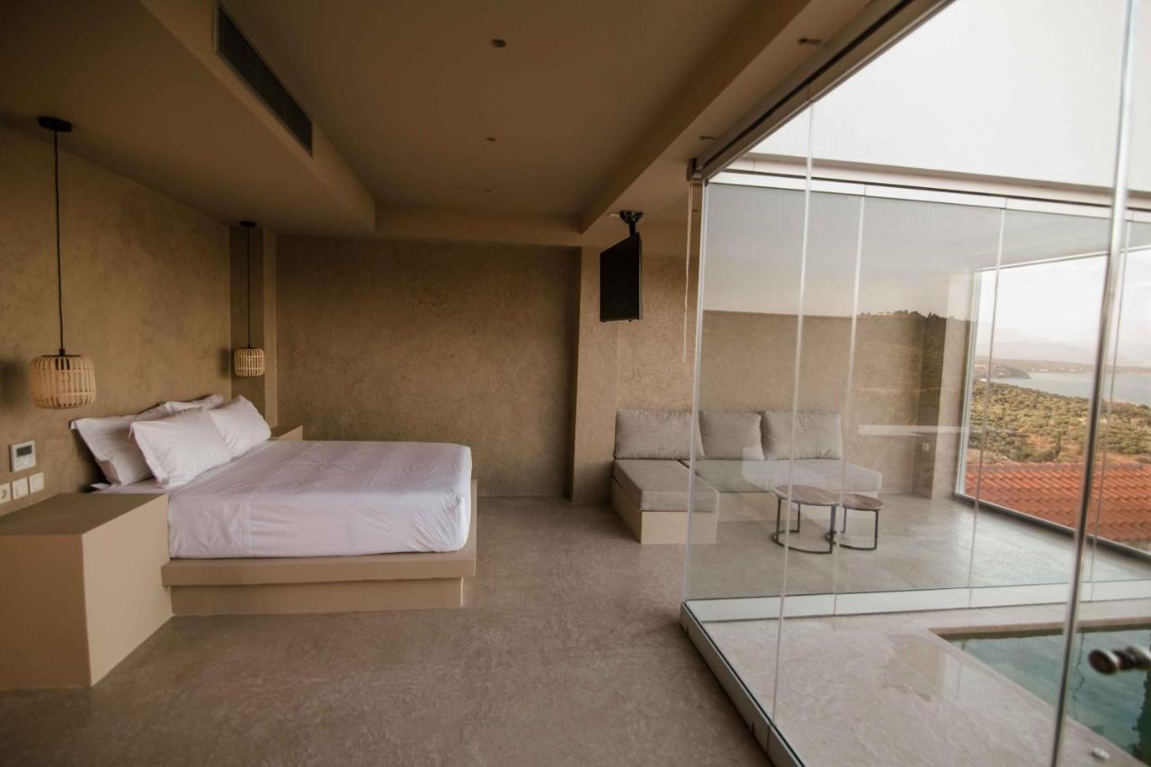 Mani Luxury Suites And Studios In Gytheio With Private Pools Екстер'єр фото