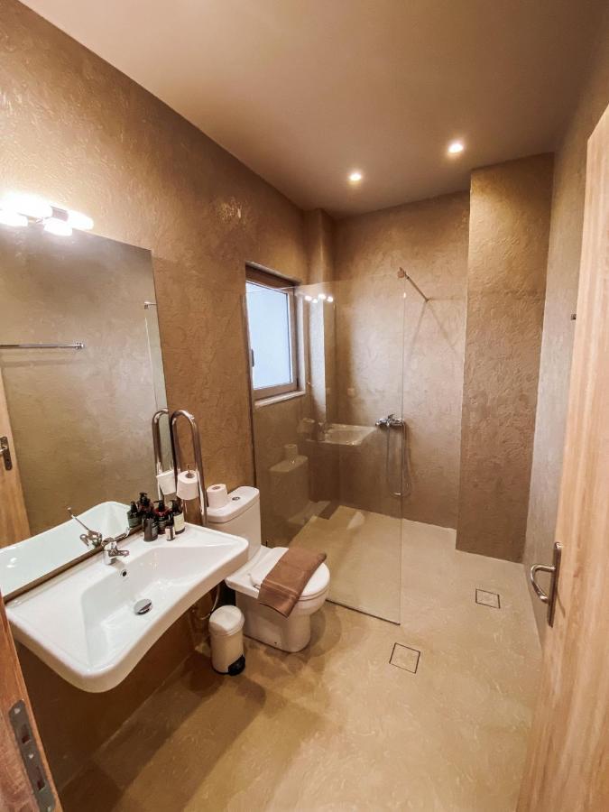Mani Luxury Suites And Studios In Gytheio With Private Pools Екстер'єр фото